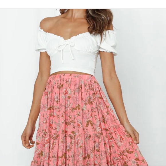 Never Worn Hello Molly White Crop Top Off Shoulder Sz XS (US 2) - Picture 3 of 10